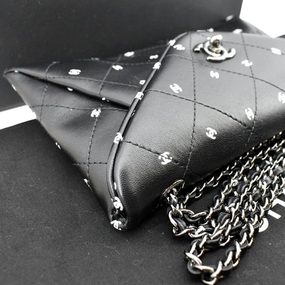 CHANEL  CC Envelope Printed Lambskin Leather Chain Clutch Bag Black - Picture 6 of 13